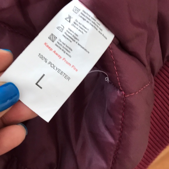 Burgundy Bomber Jacket💋 - Picture 6 of 8